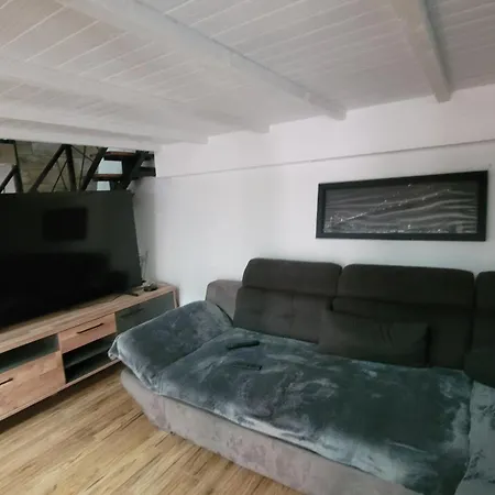 Duplex Keli * Puvatya